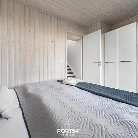 Semesterbostad Bottsand Marina *